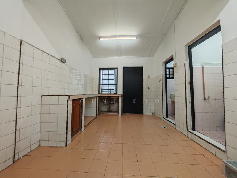 Rumah Teres 2-Tingkat untuk Dijual di Taman Desa Cemerlang (Ulu Tiram) - Eugene Khoo - PropertyGuru.com.my
