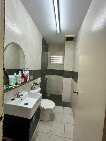 Pangsapuri untuk Disewa di Putra Suria Residence - Kew . - PropertyGuru.com.my