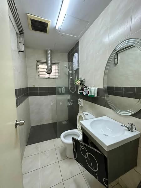 Pangsapuri untuk Disewa di Putra Suria Residence - Kew . - PropertyGuru.com.my