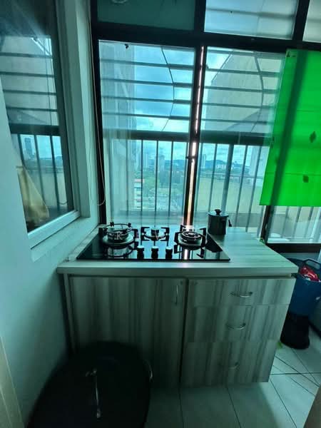 Pangsapuri untuk Disewa di Putra Suria Residence - Kew . - PropertyGuru.com.my