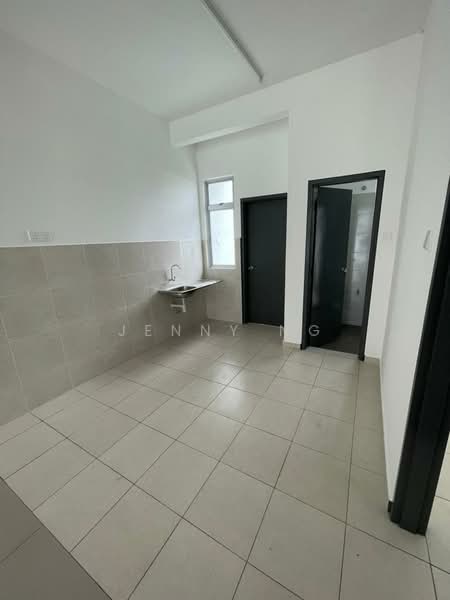 Terraced House for Rent in Bandar Mahkota Banting (Tanjong Duabelas) - Jenny Ng - Kitchen - PropertyGuru.com.my