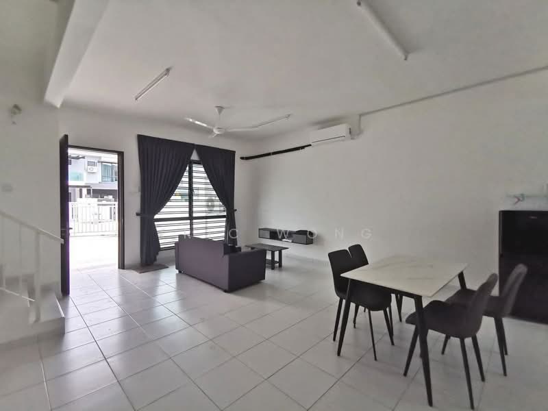 Rumah Teres 2 Tingkat untuk Disewa di Taman Austin Duta (Tebrau) - Eric Wong - PropertyGuru.com.my