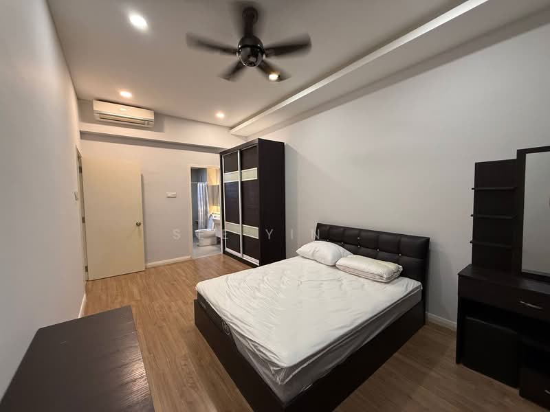 Condominium for Rent at The WaterEdge (Pinggiran Air) - See Yin . - Bedroom - PropertyGuru.com.my