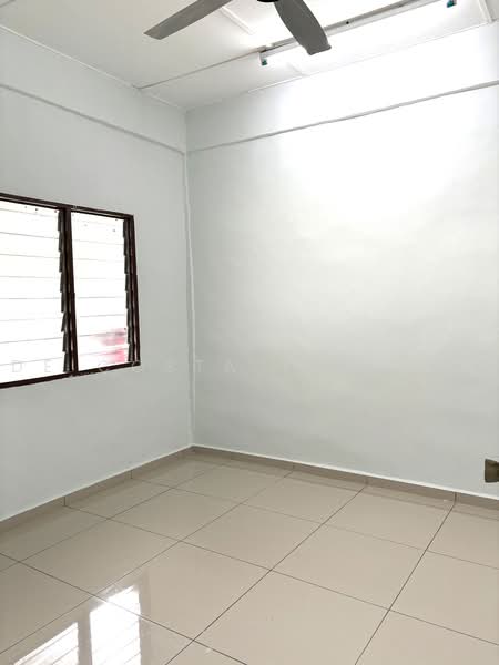 Rumah Teres 1-Tingkat untuk Dijual di Taman Bukit Larang Indah (Telok Mas) - De Costa Timothy - PropertyGuru.com.my