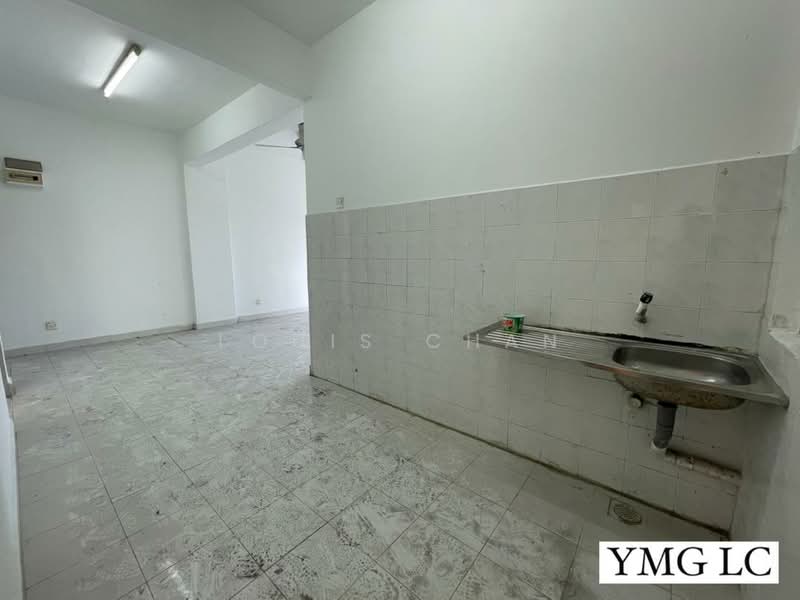 Pangsapuri untuk Dijual di Taman Kembara - Louis Chan - Kitchen - PropertyGuru.com.my