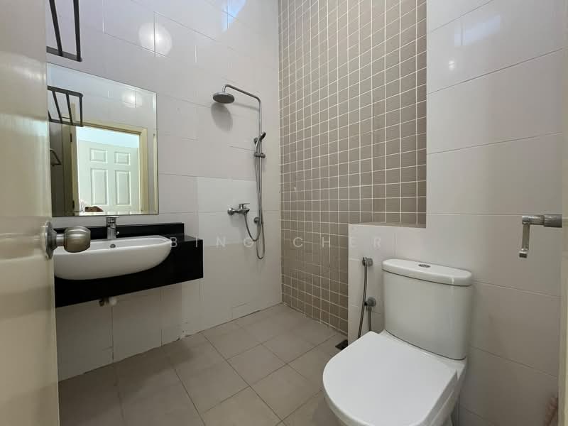 Townhouse for Sale in Desa Parkcity (Kuala Lumpur) - Bing Cher - Bathroom - PropertyGuru.com.my