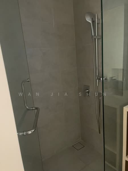 Servis Apartment untuk Disewa di i-Residence @ i-City - Wan Jia Shun - Bathroom - PropertyGuru.com.my