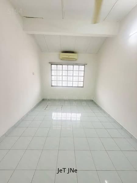1-storey Terraced House for Sale in Taman Sentosa (Klang) - Raymond Cheng - Interior - PropertyGuru.com.my