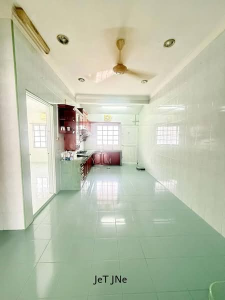 1-storey Terraced House for Sale in Taman Sentosa (Klang) - Raymond Cheng - Kitchen - PropertyGuru.com.my