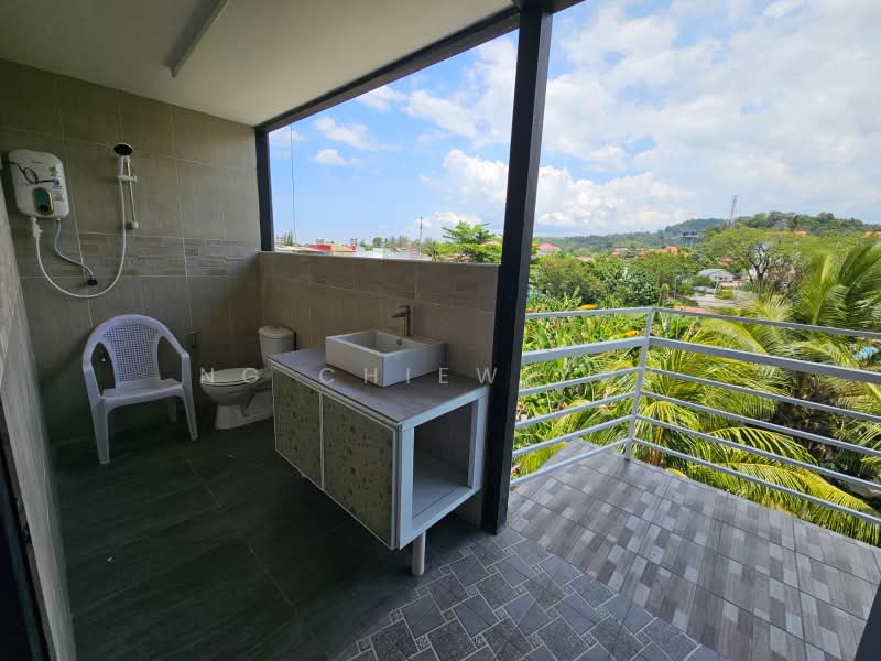 Rumah Teres 3-Tingkat untuk Disewa di Kota Kinabalu (Sabah) - Ng Chiew Yok - Bathroom - PropertyGuru.com.my