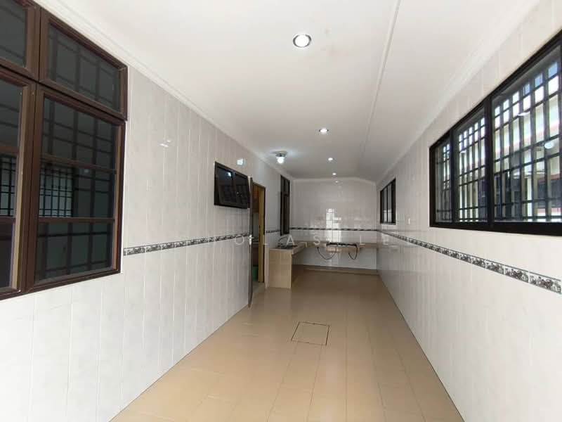 Semi-Detached House for Sale in Taman Victoria (Ipoh) - Nicholas Lee - Kitchen - PropertyGuru.com.my