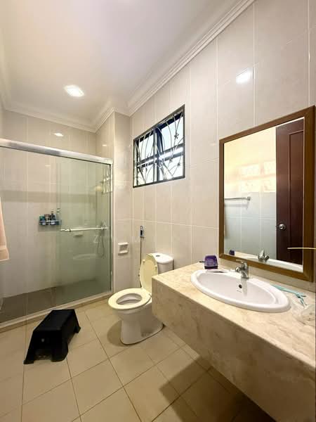Rumah Banglo untuk Dijual di Putrajaya (Putrajaya) - Adzura Zamedin - Bathroom - PropertyGuru.com.my