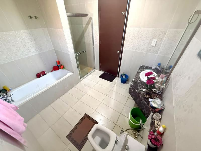 Rumah Banglo untuk Dijual di Putrajaya (Putrajaya) - Adzura Zamedin - Bathroom - PropertyGuru.com.my