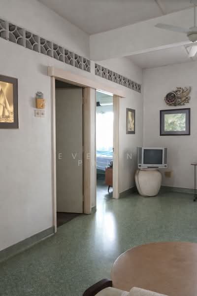 Rumah Teres 2 Tingkat untuk Dijual di Taman Paramount (Petaling Jaya) - Evelyn Pan - Living Room - PropertyGuru.com.my