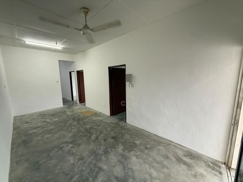 Rumah Teres 1 Tingkat untuk Dijual di Kulai (Johor) - Kuu Chin - Living Room - PropertyGuru.com.my