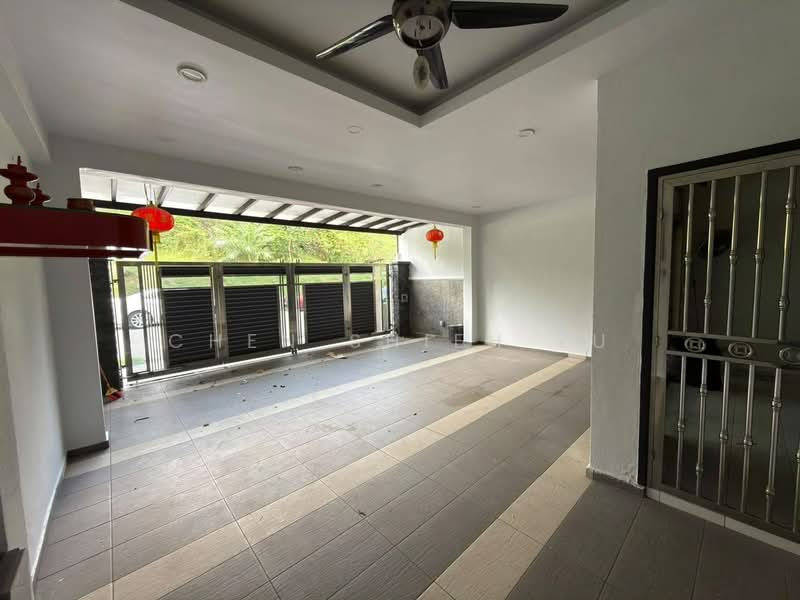 1-storey Terraced House for Sale in Taman Puteri Wangsa (Ulu Tiram) - Chen Shieh Yu - Exterior - PropertyGuru.com.my