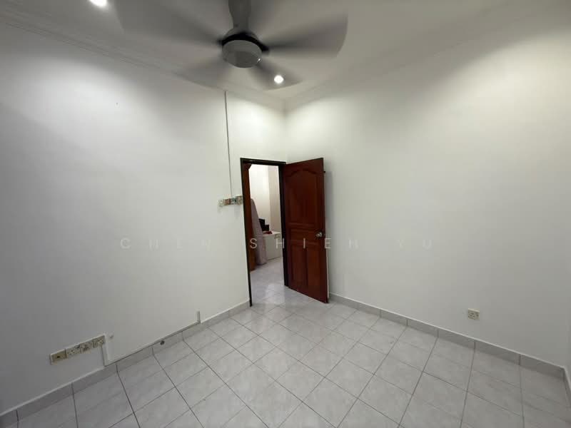 1-storey Terraced House for Sale in Taman Puteri Wangsa (Ulu Tiram) - Chen Shieh Yu - Interior - PropertyGuru.com.my