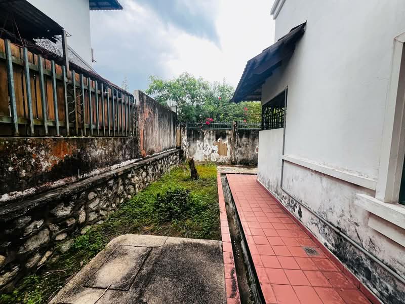 Semi-Detached House for Sale in Ampang (Selangor) - Ibrahim Iderus - Exterior - PropertyGuru.com.my