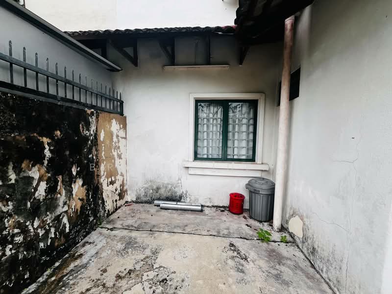 Semi-Detached House for Sale in Ampang (Selangor) - Ibrahim Iderus - Exterior - PropertyGuru.com.my