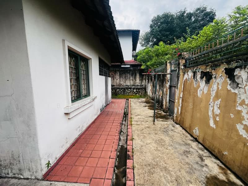 Semi-Detached House for Sale in Ampang (Selangor) - Ibrahim Iderus - Exterior - PropertyGuru.com.my