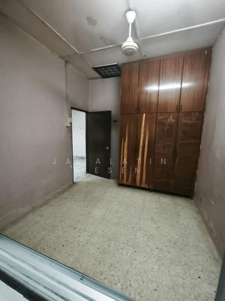 1-storey Terraced House for Sale in Taman Muhibbah (Kajang) - Jamalatin Mesen - Bedroom - PropertyGuru.com.my