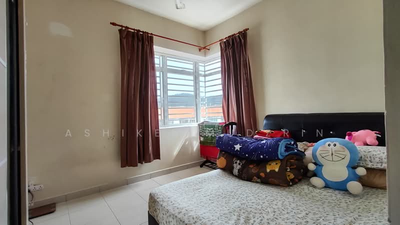 Apartment for Sale at Residensi Warnasari 2 - Ashiken Mudzrin - Bedroom - PropertyGuru.com.my