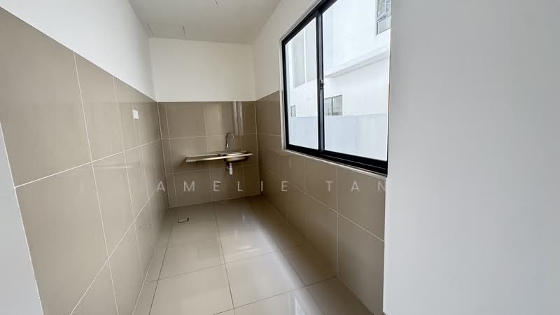 3.5-storey Terraced House for Rent in Damansara Perdana (Selangor) - Amelie Tan - PropertyGuru.com.my