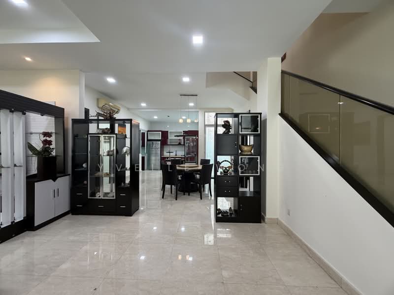 Semi-Detached House for Sale in Duta Tropika (Batu) - Yvelle Wong - Living Room - PropertyGuru.com.my
