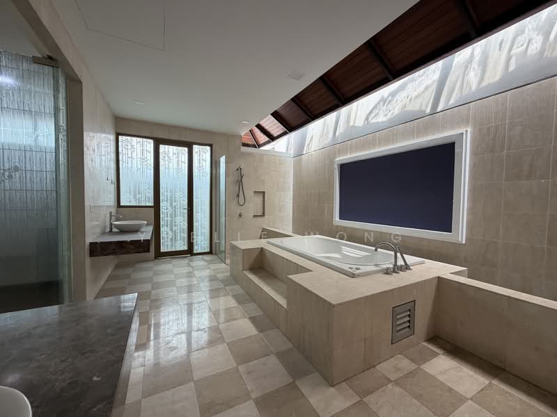 Semi-Detached House for Sale in Duta Tropika (Batu) - Yvelle Wong - Bathroom - PropertyGuru.com.my