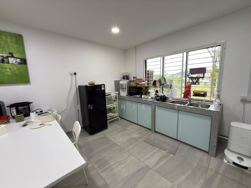 Shop / Office for Sale in Taman Johor Jaya (Johor Bahru) - Chen Shieh Yu - Kitchen - PropertyGuru.com.my