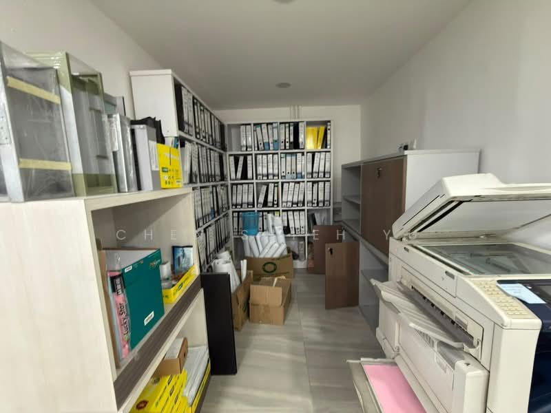 Shop / Office for Sale in Taman Johor Jaya (Johor Bahru) - Chen Shieh Yu - Interior - PropertyGuru.com.my