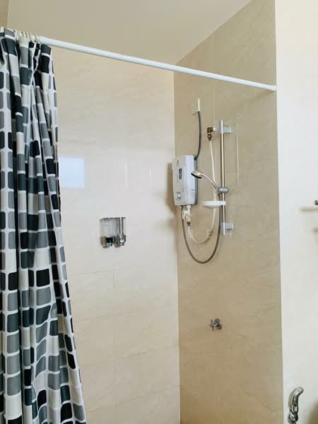 Servis Apartment untuk Disewa di Mahkota Impian - Lewis Beh - Bathroom - PropertyGuru.com.my