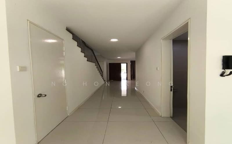 3-storey Terraced House for Rent in Sungai Besi (Kuala Lumpur) - Ng Hon Keong - Corridor - PropertyGuru.com.my