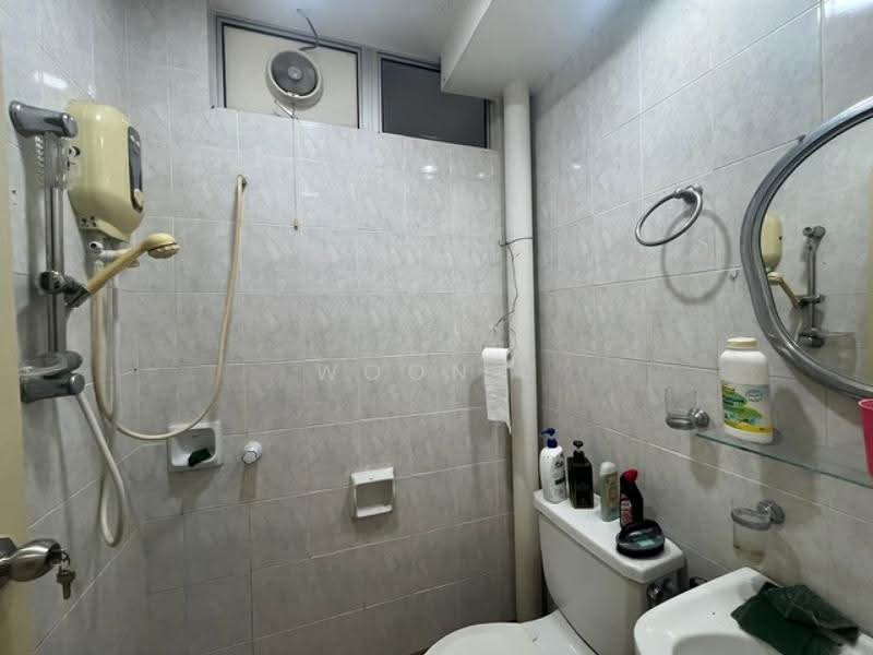 Apartment for Rent at Pangsapuri Mata Kuching - Woon . - Bathroom - PropertyGuru.com.my