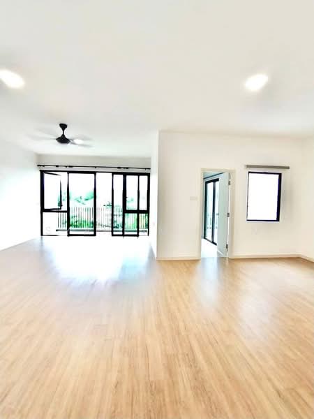 Rumah Bandar untuk Dijual di Shah Alam (Selangor) - Syahrim Naim - Living Room - PropertyGuru.com.my