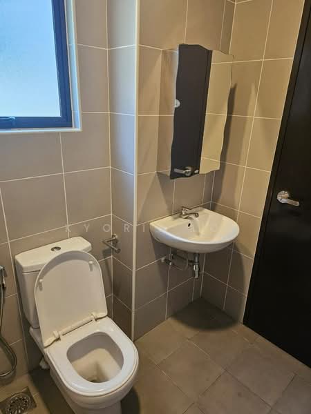 Rumah Teres untuk Disewa di Iskandar Puteri (Nusajaya) (Johor) - Kyoris Loh - Bathroom - PropertyGuru.com.my