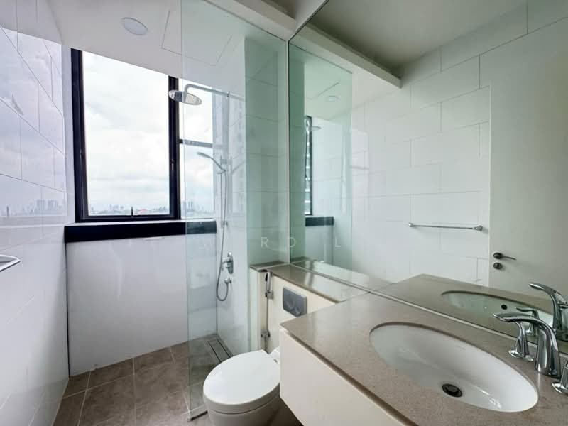 Service Residence for Sale at Senada Residence @ KLGCC Resort - Edward Low - Bathroom - PropertyGuru.com.my