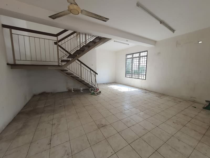 2-storey Terraced House for Sale in Bandar Putra Permai (Seri Kembangan) - Leo Koh - Interior - PropertyGuru.com.my