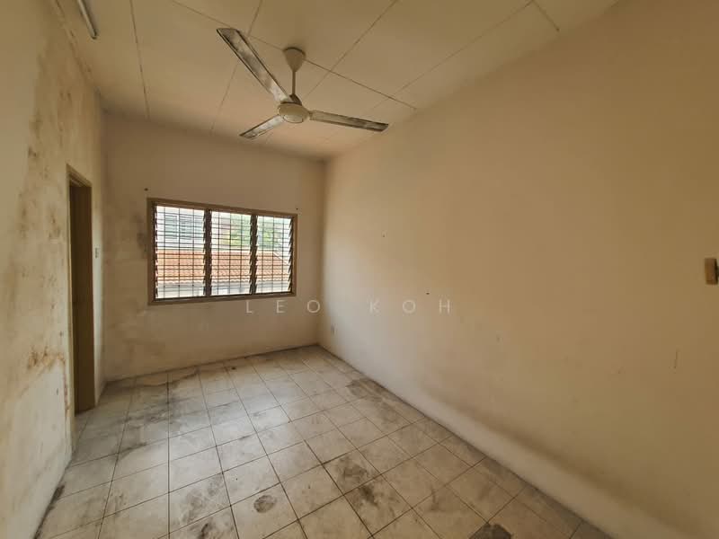 2-storey Terraced House for Sale in Bandar Putra Permai (Seri Kembangan) - Leo Koh - Interior - PropertyGuru.com.my