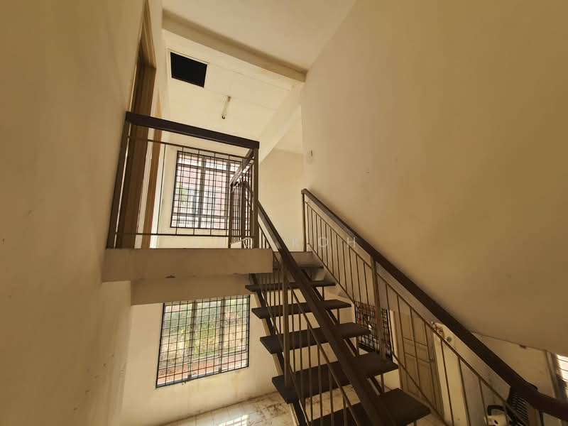 2-storey Terraced House for Sale in Bandar Putra Permai (Seri Kembangan) - Leo Koh - Interior - PropertyGuru.com.my