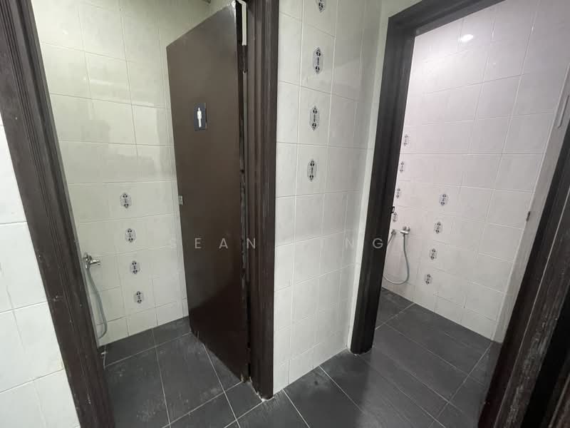 Office for Sale in Damansara Intan (Petaling Jaya) - Sean Seng - Bathroom - PropertyGuru.com.my