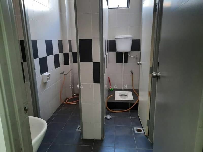 Kilang untuk Dijual di Sungai Bakap (Penang) - Cai Yan - Bathroom - PropertyGuru.com.my