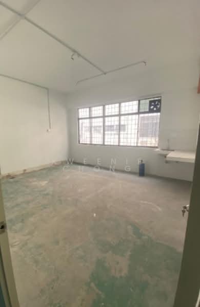 Shop / Office for Sale in Taman Serdang Perdana (Seri Kembangan) - Kweenie Chong - Interior - PropertyGuru.com.my