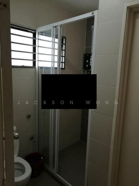 Townhouse for Rent in 16 Sierra (Puchong) - Jackson Wong - Bathroom - PropertyGuru.com.my