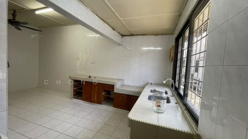 1-storey Terraced House for Sale in Puchong (Selangor) - Chong Shun Kae - Kitchen - PropertyGuru.com.my