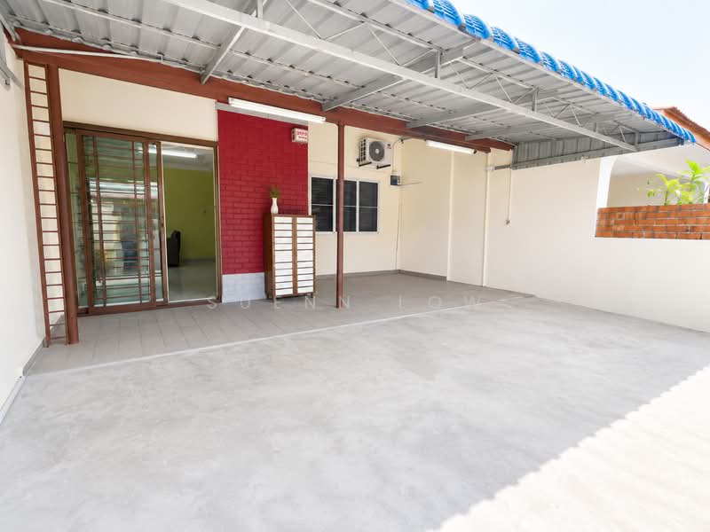Rumah Teres 1-Tingkat untuk Dijual di Johor Bahru (Johor) - Suenn Low - Exterior - PropertyGuru.com.my