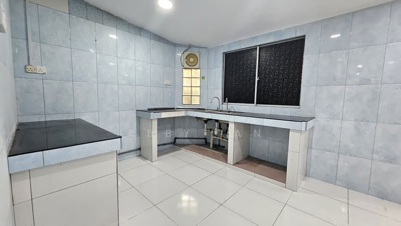 1-storey Terraced House for Rent in Kota Kinabalu (Sabah) - Abby Tan - Kitchen - PropertyGuru.com.my
