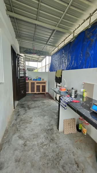 Rumah Teres 2 Tingkat untuk Dijual di Taman Scientex Pasir Gudang (Pasir Gudang) - Kuu Chin - Kitchen - PropertyGuru.com.my
