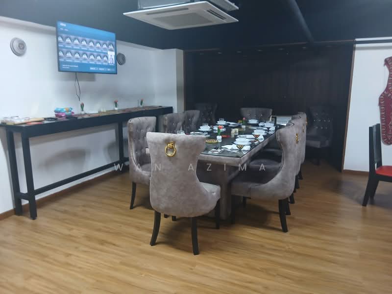 Retail Space for Rent in Cyberjaya (Selangor) - Wan Azima - Dining Room - PropertyGuru.com.my