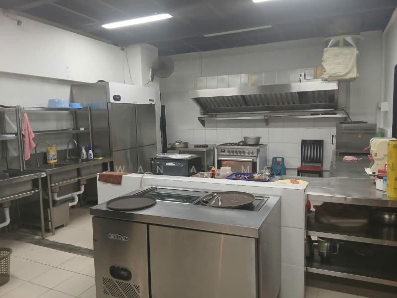 Retail Space for Rent in Cyberjaya (Selangor) - Wan Azima - Kitchen - PropertyGuru.com.my